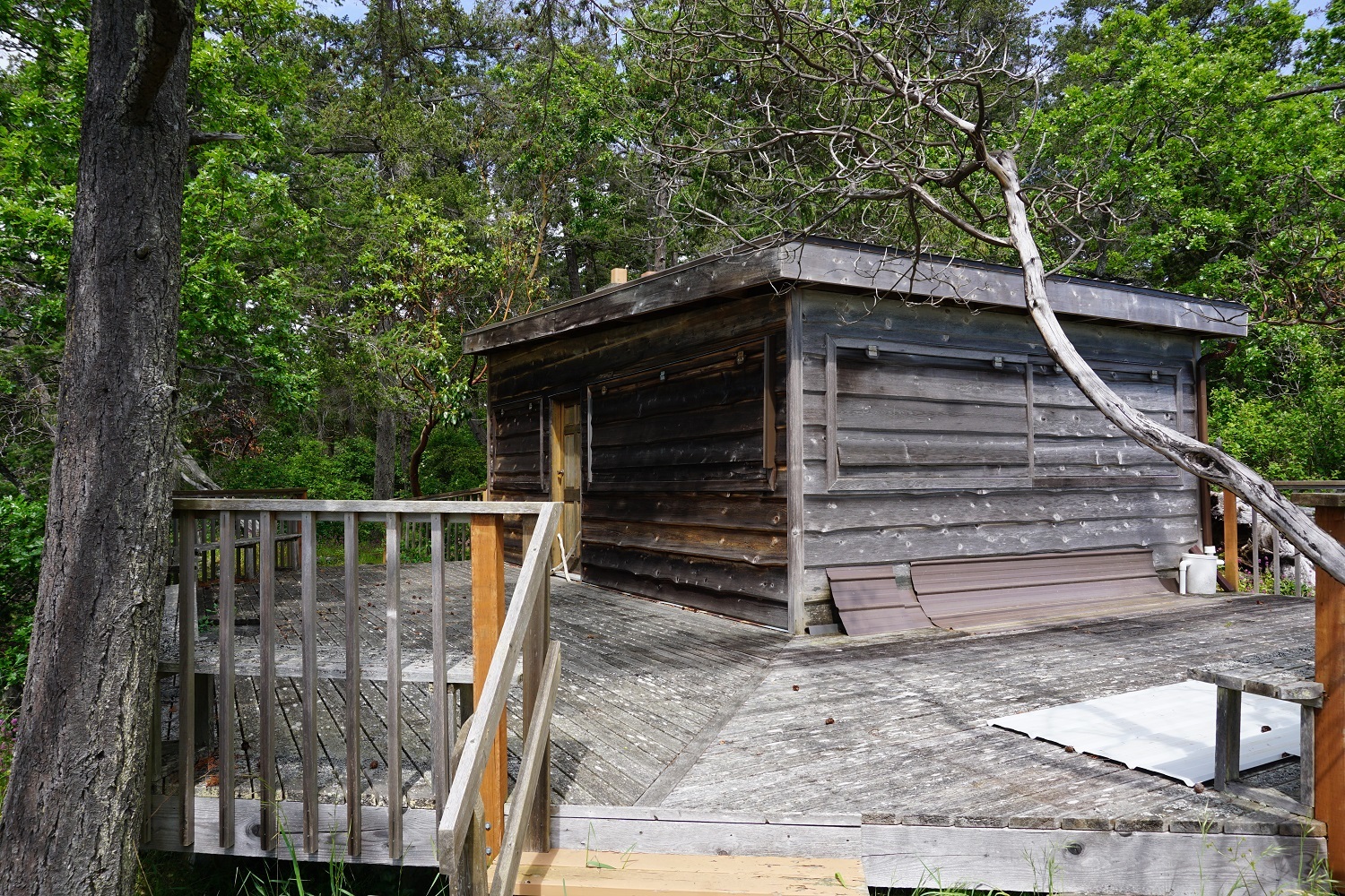 Colliers Unique Properties Hood Island, BC