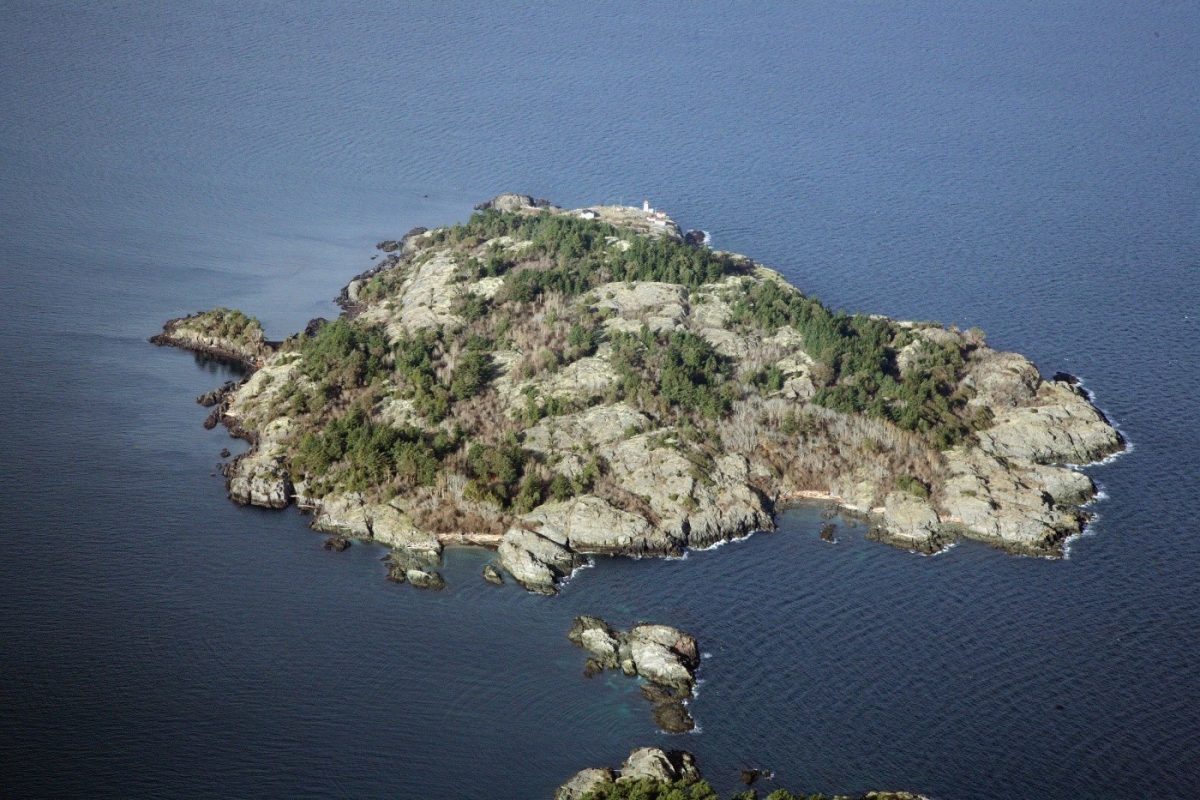 West Ballenas Island